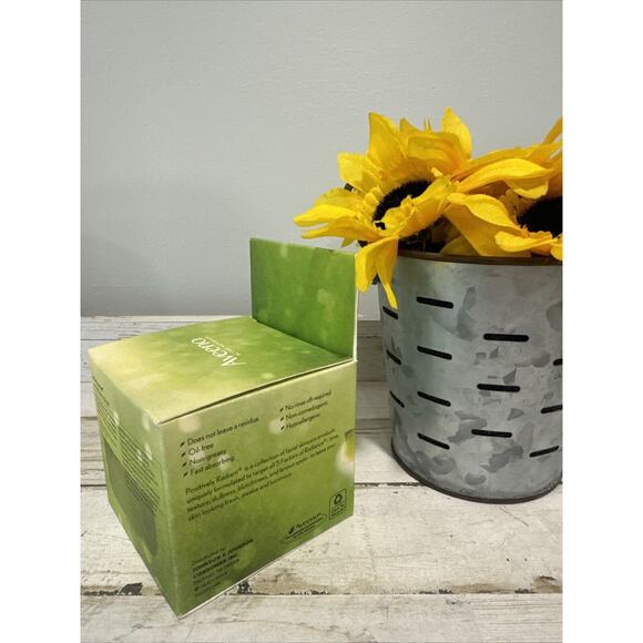 Aveeno Positively Radiant Overnight Facial Hydrating Moisturizer 1.7 Ounce - Picture 2 of 4